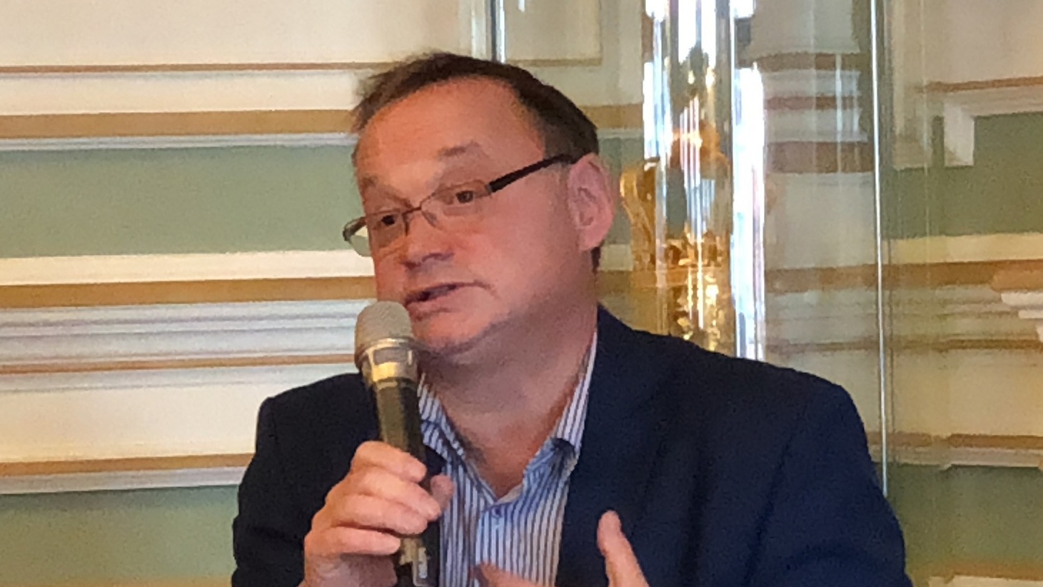 dr n. med. Jacek Juściński
